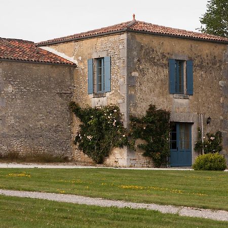 Chambres D'Hotes Logis De L'Astree Saint-Bris-des-Bois Kültér fotó
