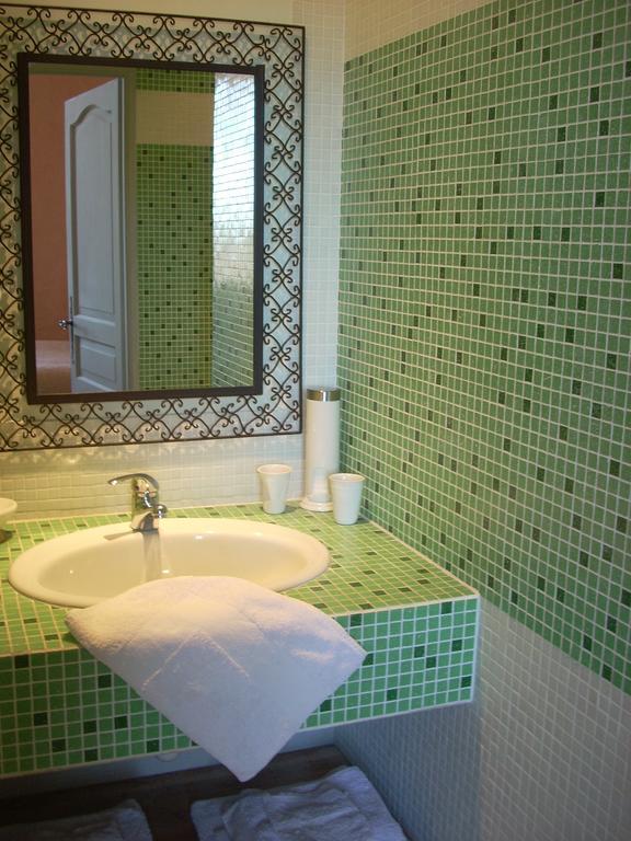 Chambres D'Hotes Logis De L'Astree Saint-Bris-des-Bois Kültér fotó