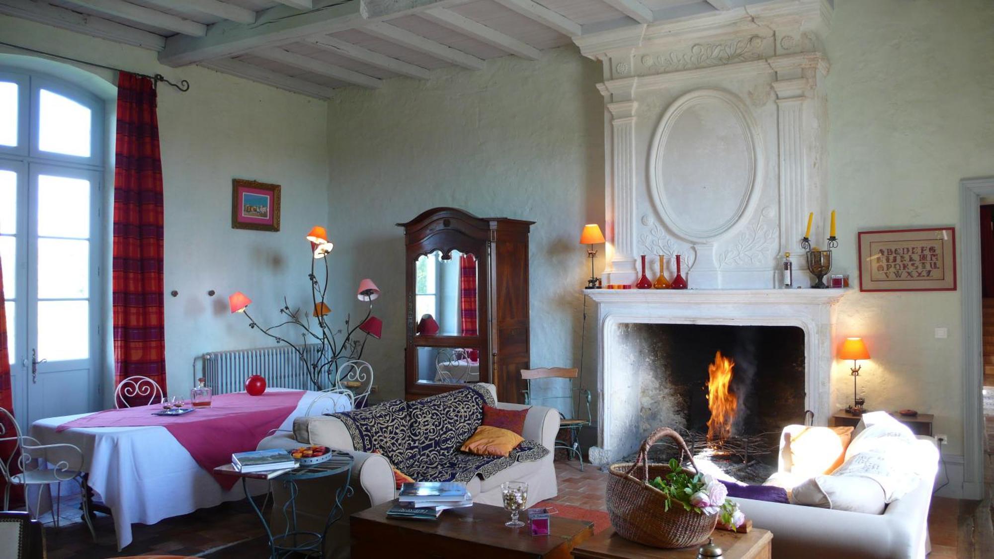 Chambres D'Hotes Logis De L'Astree Saint-Bris-des-Bois Kültér fotó