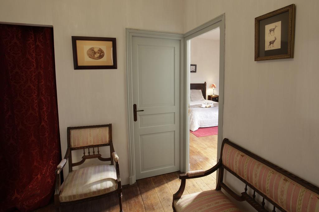 Chambres D'Hotes Logis De L'Astree Saint-Bris-des-Bois Kültér fotó