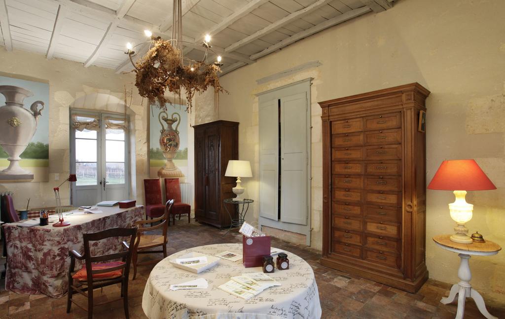 Chambres D'Hotes Logis De L'Astree Saint-Bris-des-Bois Kültér fotó