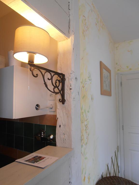 Chambres D'Hotes Logis De L'Astree Saint-Bris-des-Bois Kültér fotó